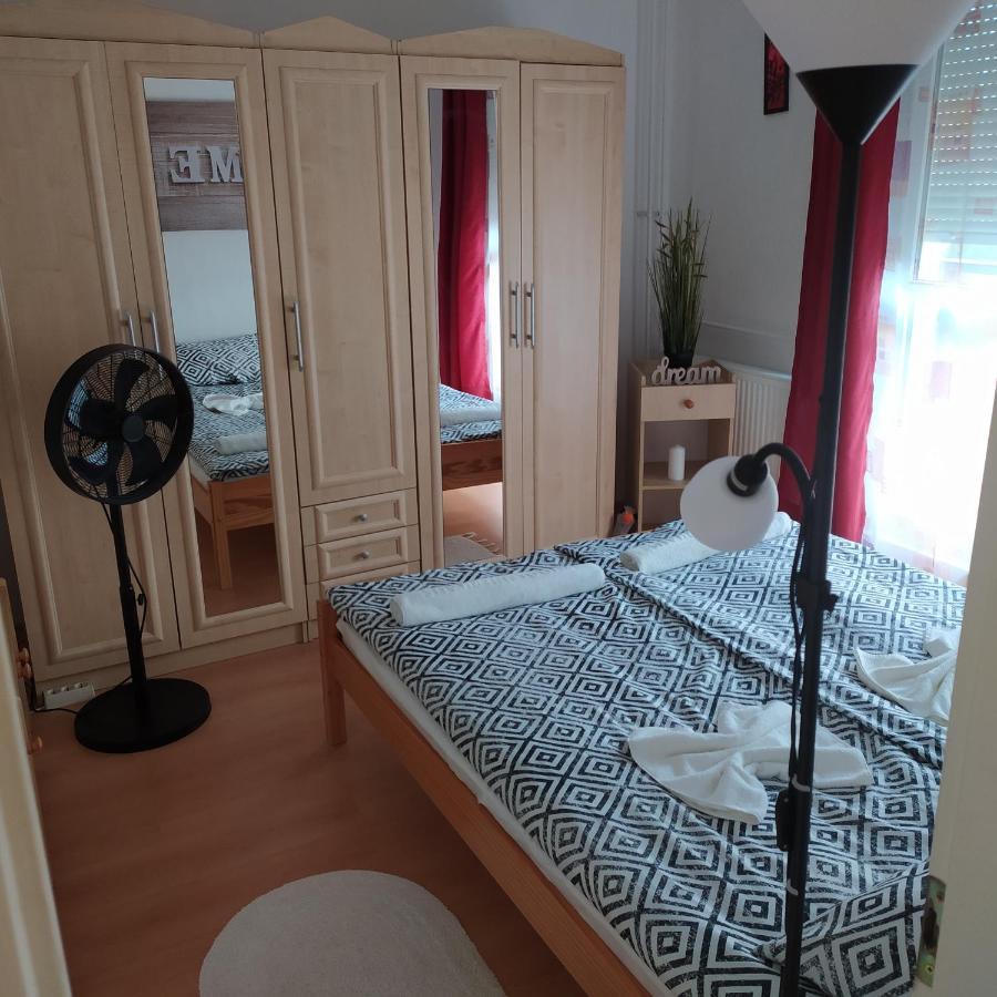 Apartment Krenusz Vendeghaz. Kaposvar